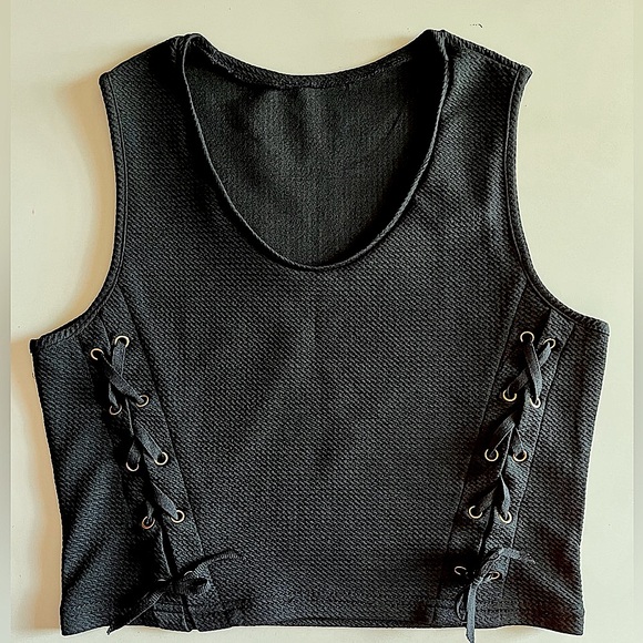 NWOT crop top and midi skirt set - Picture 5 of 11